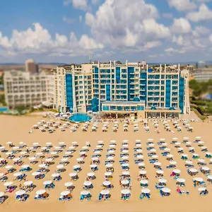 Blue Pearl Hotel
