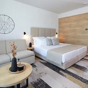 Marvel - Fully Renovated Free Access Hotel