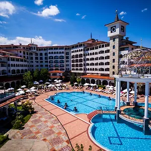 Station touristique Helena Sands, Slantchev Briag