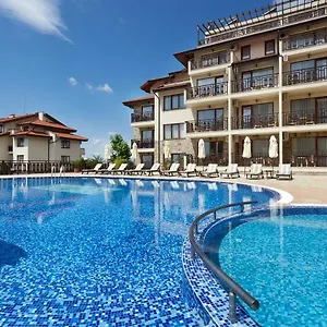 Relax Complex & Σάνι Μπιτς